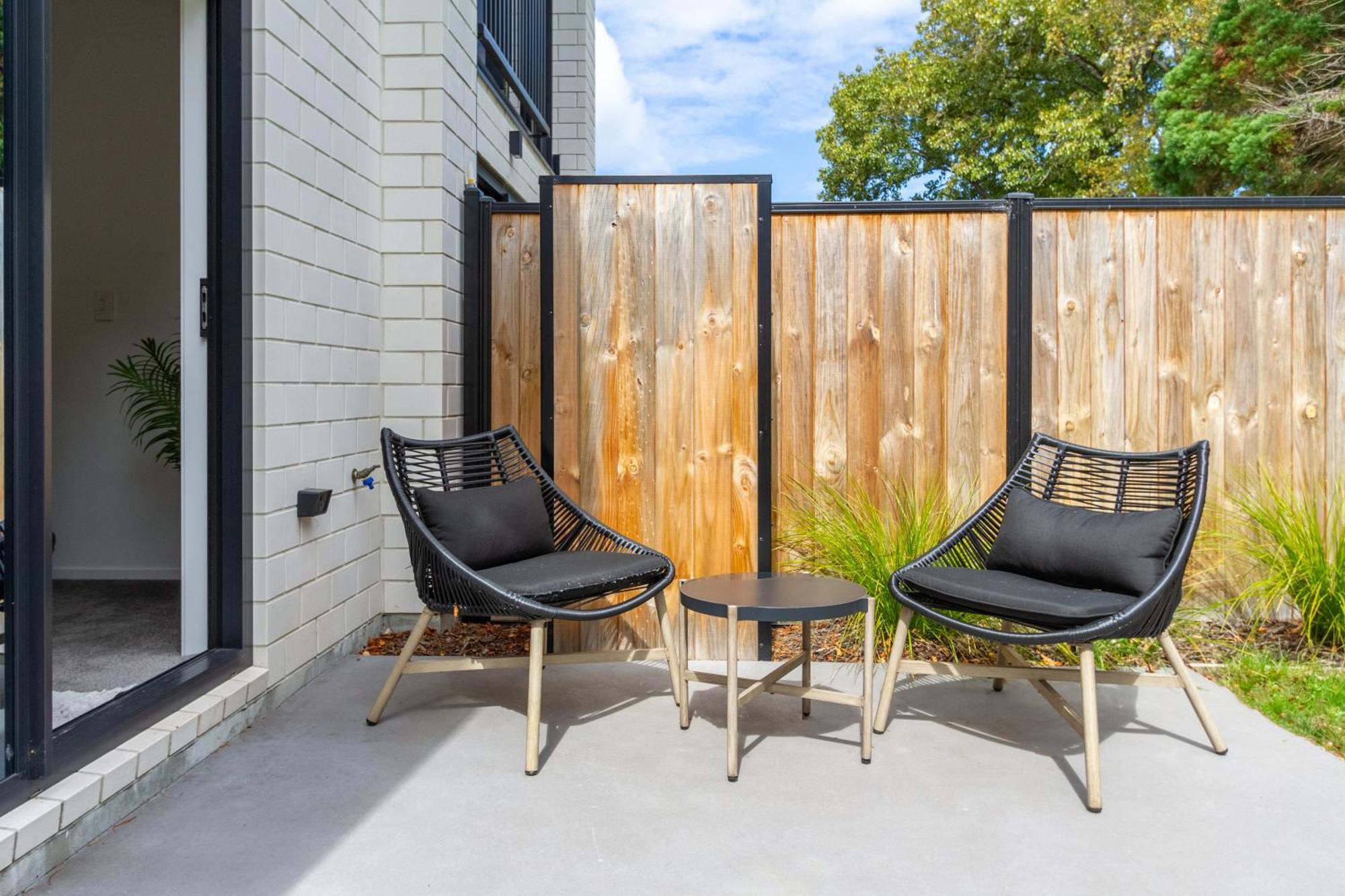 Escape At The Park: 1 Bed 1 Bath W/Carpark Leilighet Christchurch Eksteriør bilde